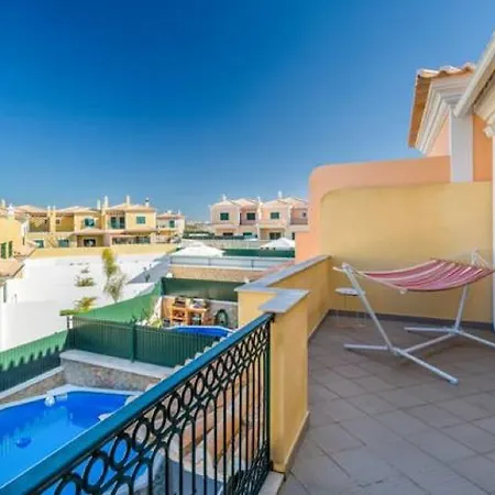Marvelous Relaxing With Private Pool בית נופש